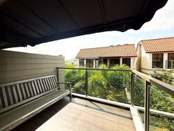 Holland Link (D10), Terrace #525091651
